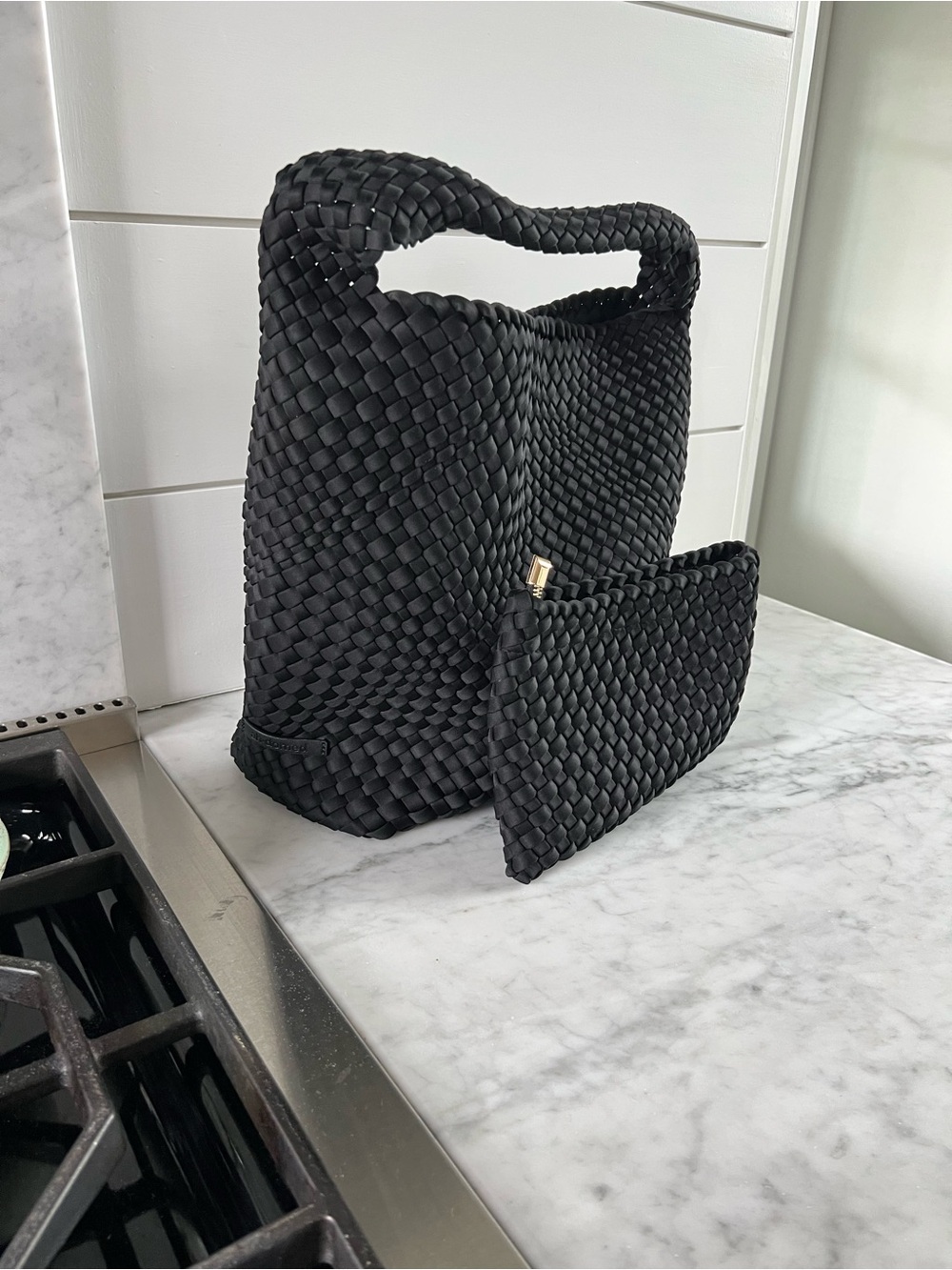Ah-domed neoprene Black Woven Tote Bag with Pouch